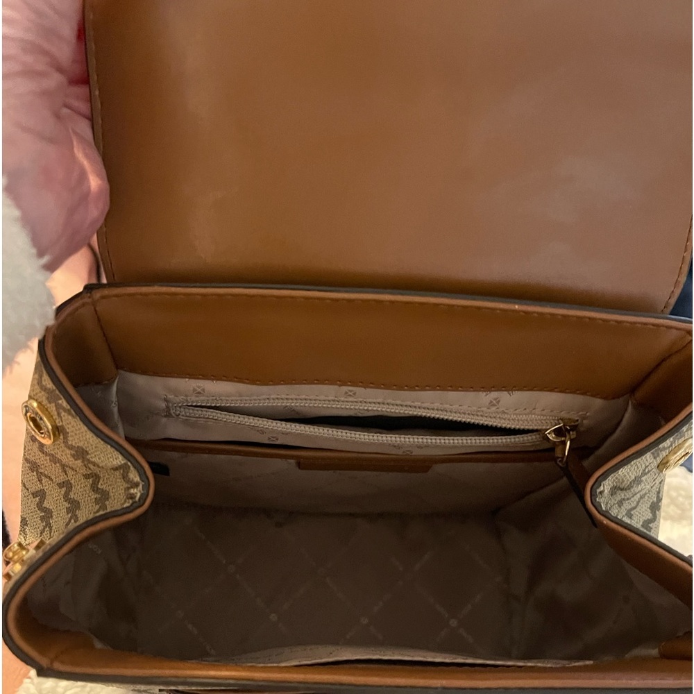 Michael Kors Mindy Backpack - Picture 4 of 8
